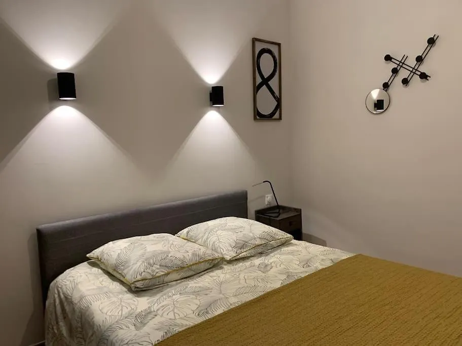 Cosy Joliette, Central, Climatise, 2 Chambres, Wifi, Garage Marseille Apartment
